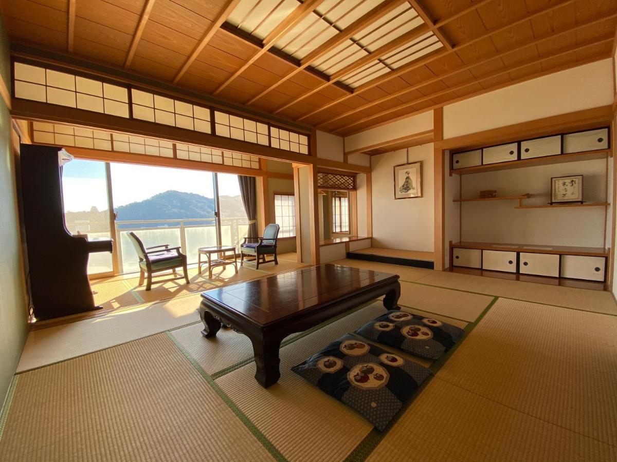 Atami Onsen Guest House Megumi Kültér fotó